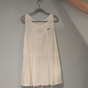 Nike Court Advantage Dress
